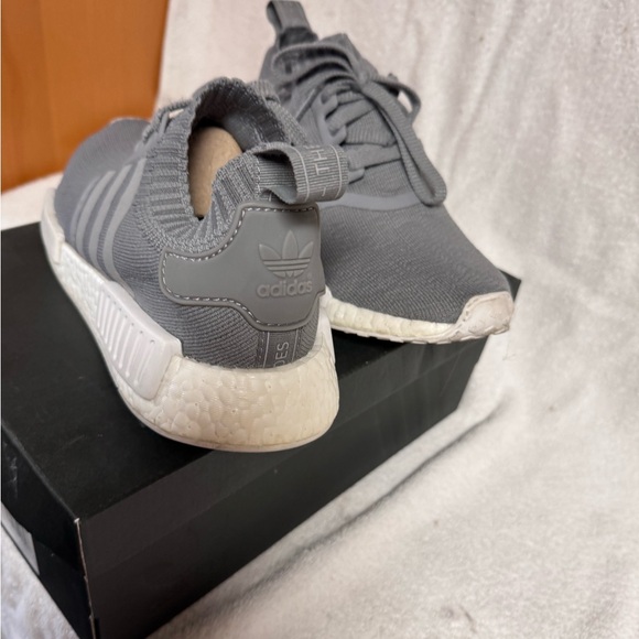 Adidas NMD_R1 PK Primeknit Grey France USED size 7.5 - Picture 2 of 8
